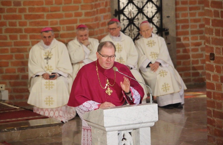 Święcenia biskupie ks. Wojciecha Skibickiego cz. III