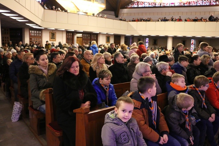 Płońsk. Msza św. inaugurująca Orszak Trzech Króli i Rok św. Jana Pawła II 