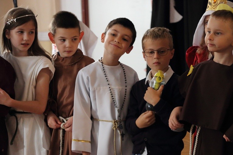Bal Wszystkich Świętych u pijarów w Elblągu