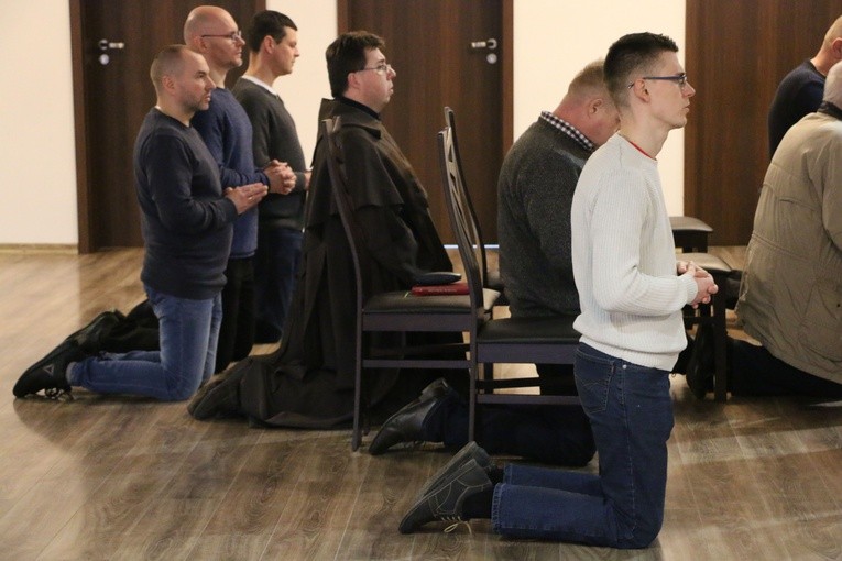 Rekolekcje dla nadzwyczajnych szafarzy Komunii św. Część I