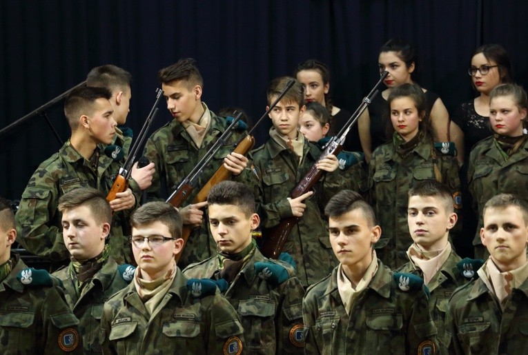 Ślubowanie klas mundurowych - ZSTI Elbląg