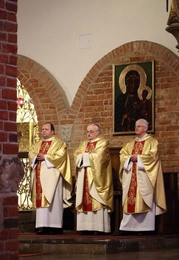 Msza św. dziękczynna w katedrze św. Mikołaja