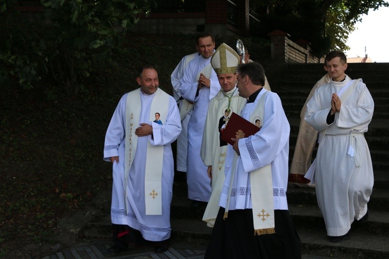 Rostkowo. Pielgrzymka dzieci (część II)
