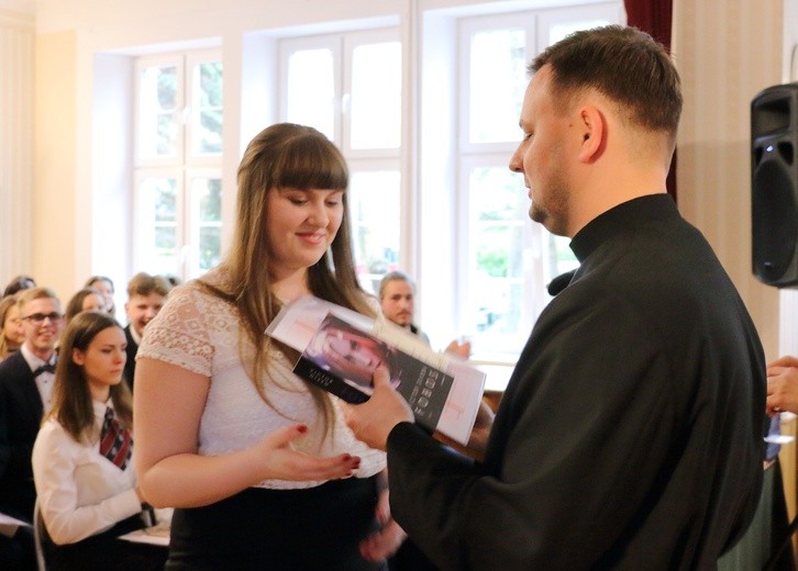 Zakończenie roku szkolnego dla maturzystów - pijarzy Elbląg