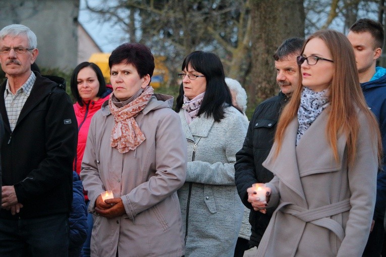 Stary Dzierzgoń - Droga Światła