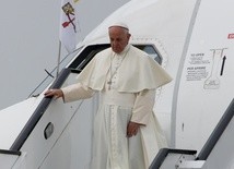 Wszystkie podróże zagraniczne papieża Franciszka odwołane do 2022 roku