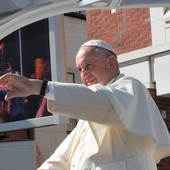 Papież ma Twitterze już 40 milionów obserwujących